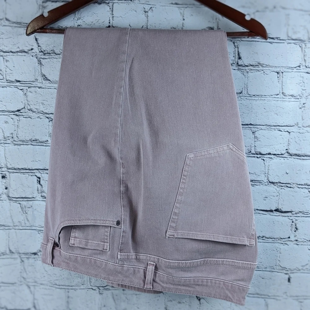 Mauve pink Lane Bryant stretchy jeans, 20